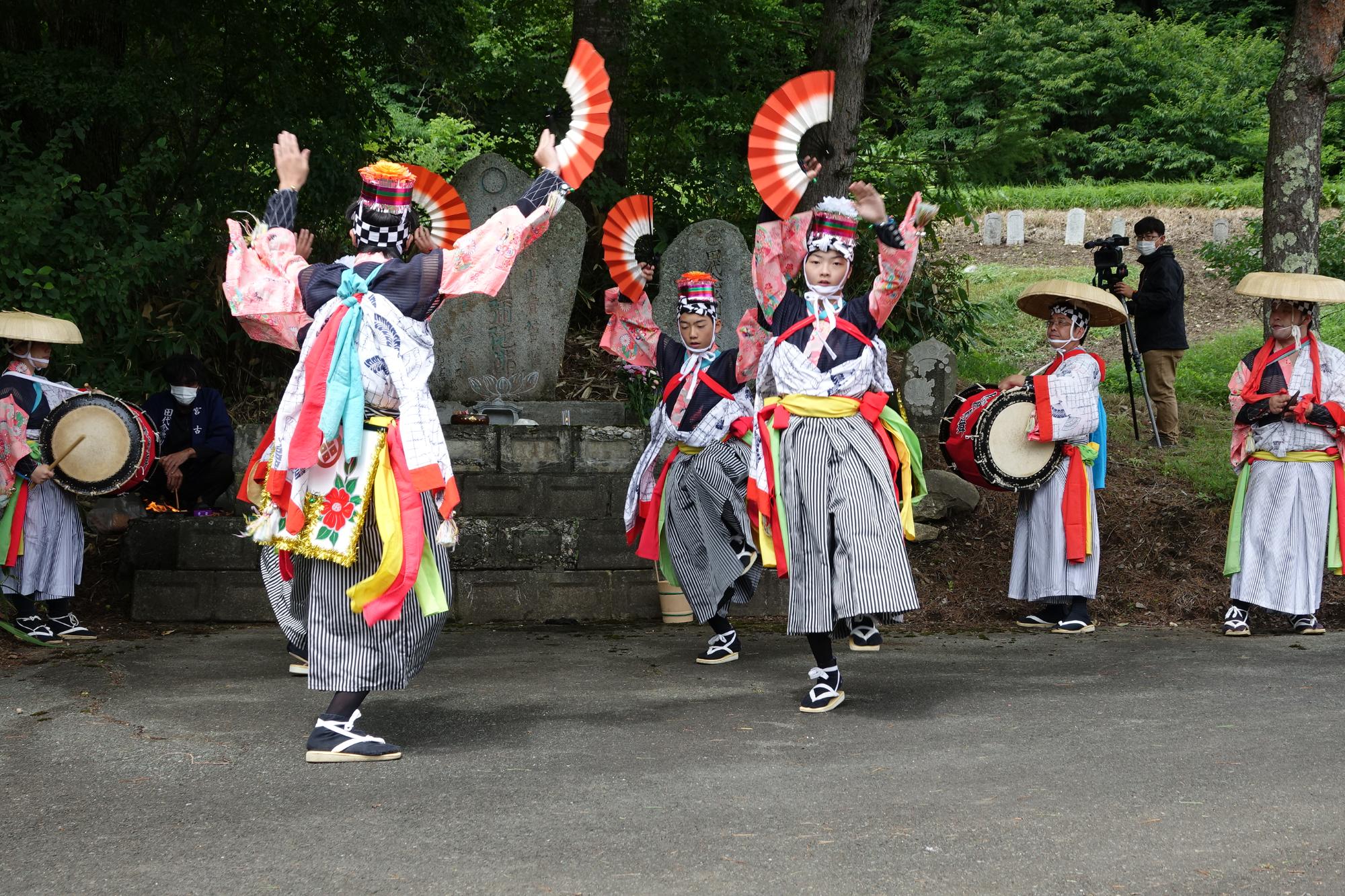 念佛剣舞供養碑